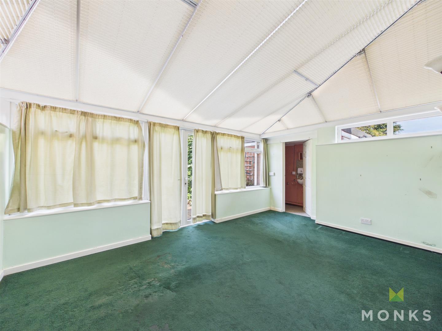 30 Dale Road, Shrewsbury, SY2 5TE For Sale